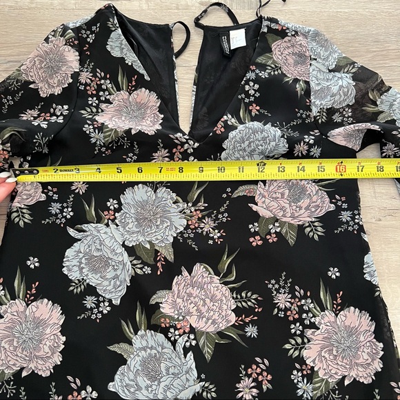 H&M DIVIDED Dress - Picture 5 of 6